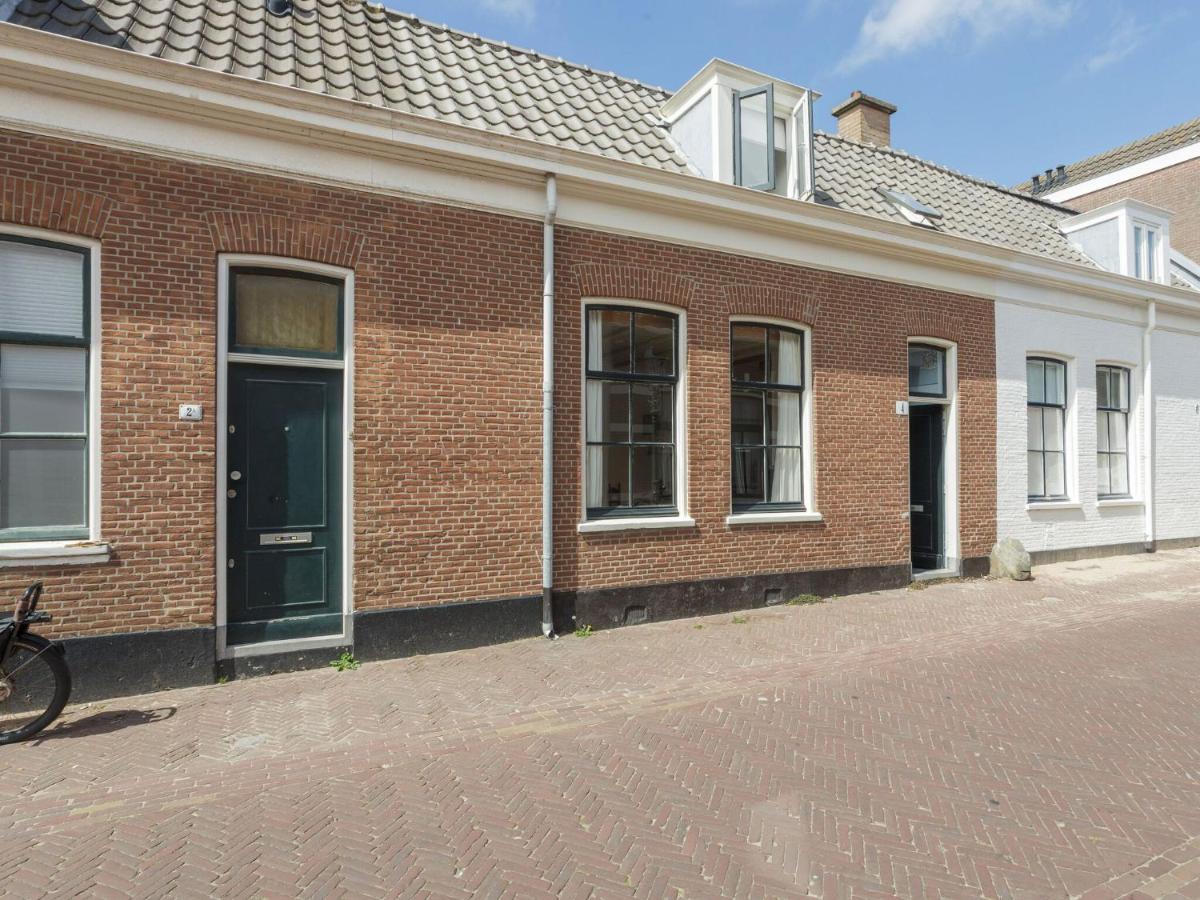 Picturesque Fisherman S House In Scheveningen Near The Shops La Haya Habitación foto